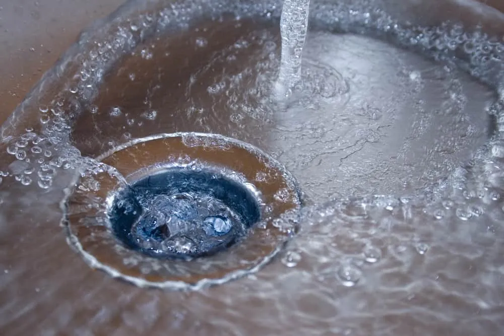 Kitchen Sink Won’t Drain, Not Clogged (7 Possible Reasons)